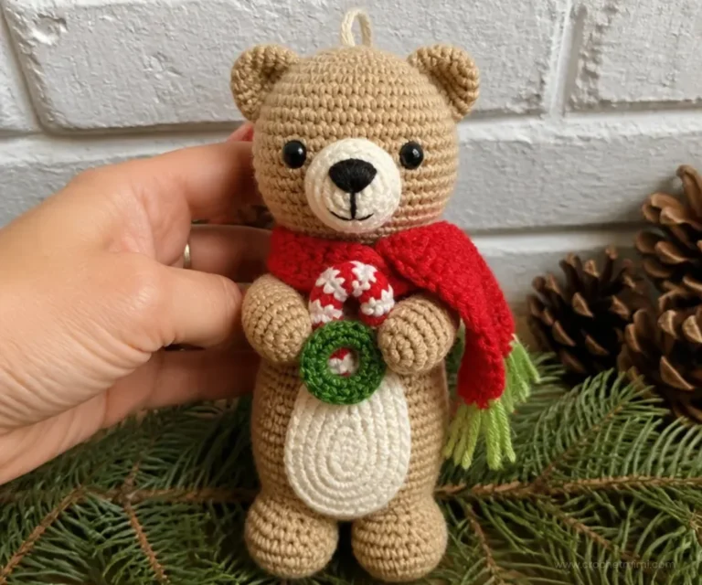 crochet-bear-ornament-pattern-easy-diy-christmas-2026-10-12-172052-3.webp